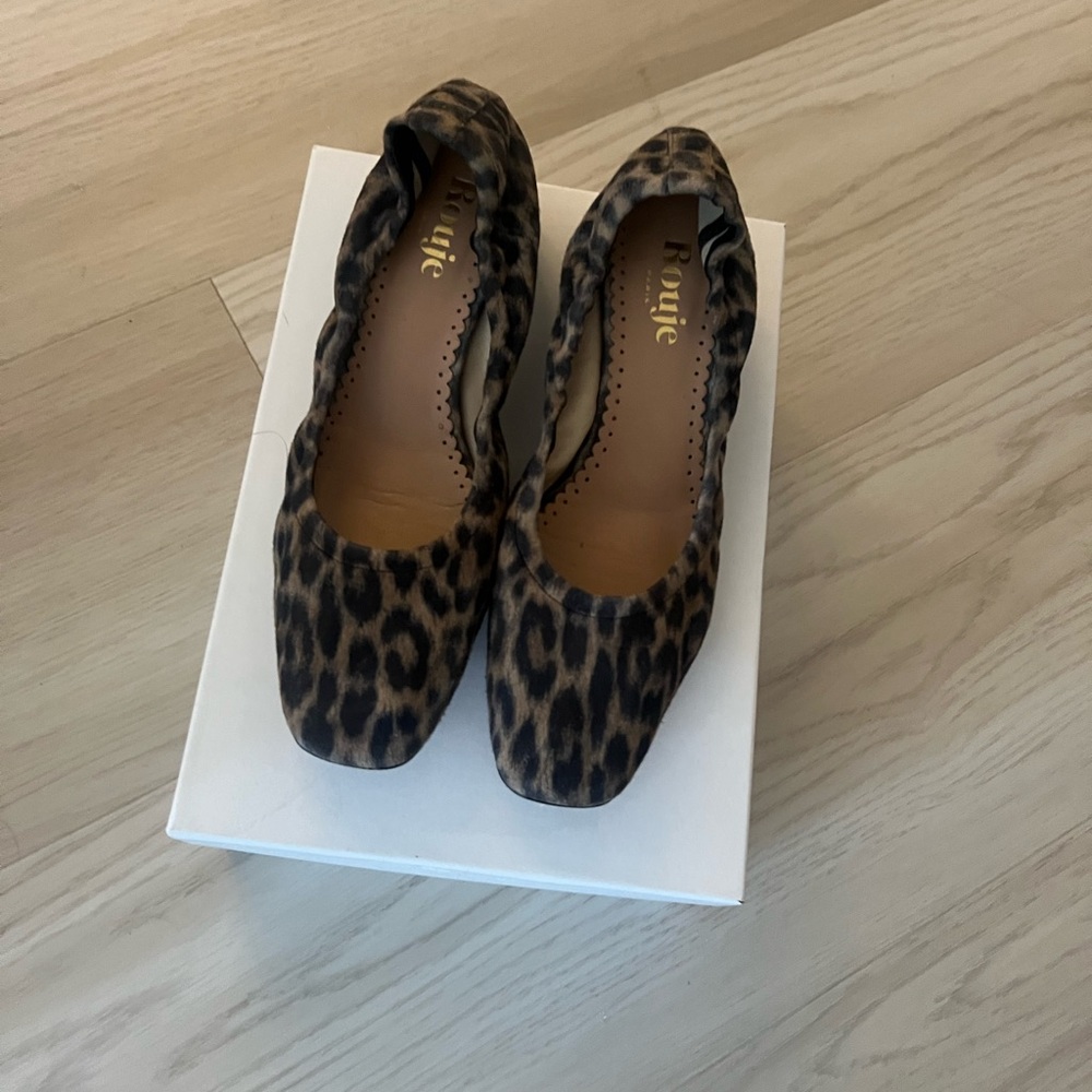 Rouje Brown Leopard Print Flats